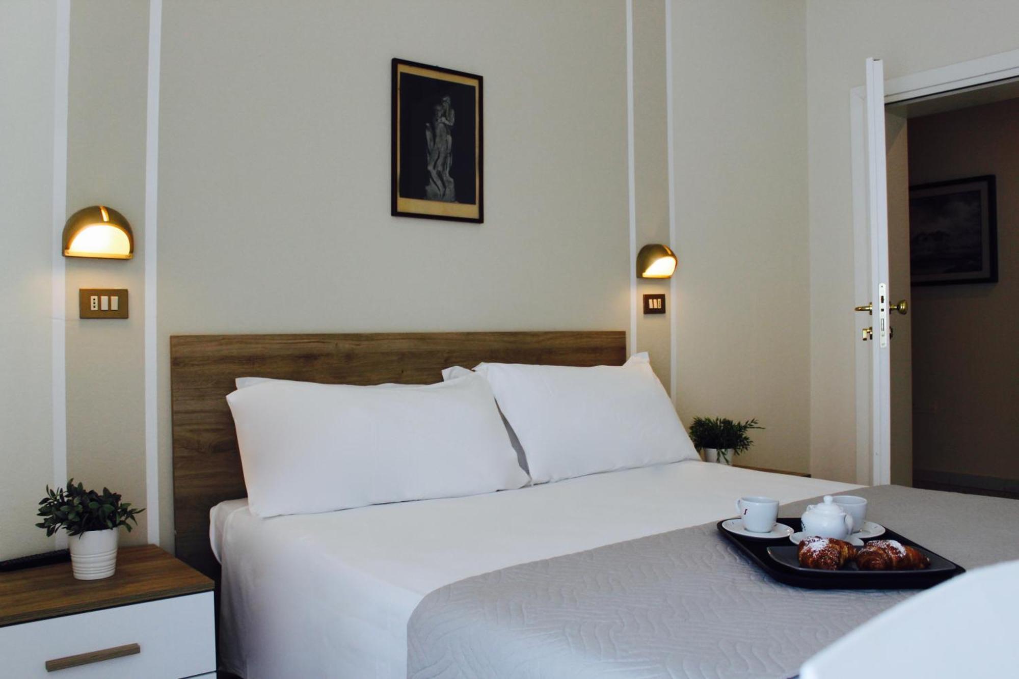 King Hotel Cesenatico Esterno foto
